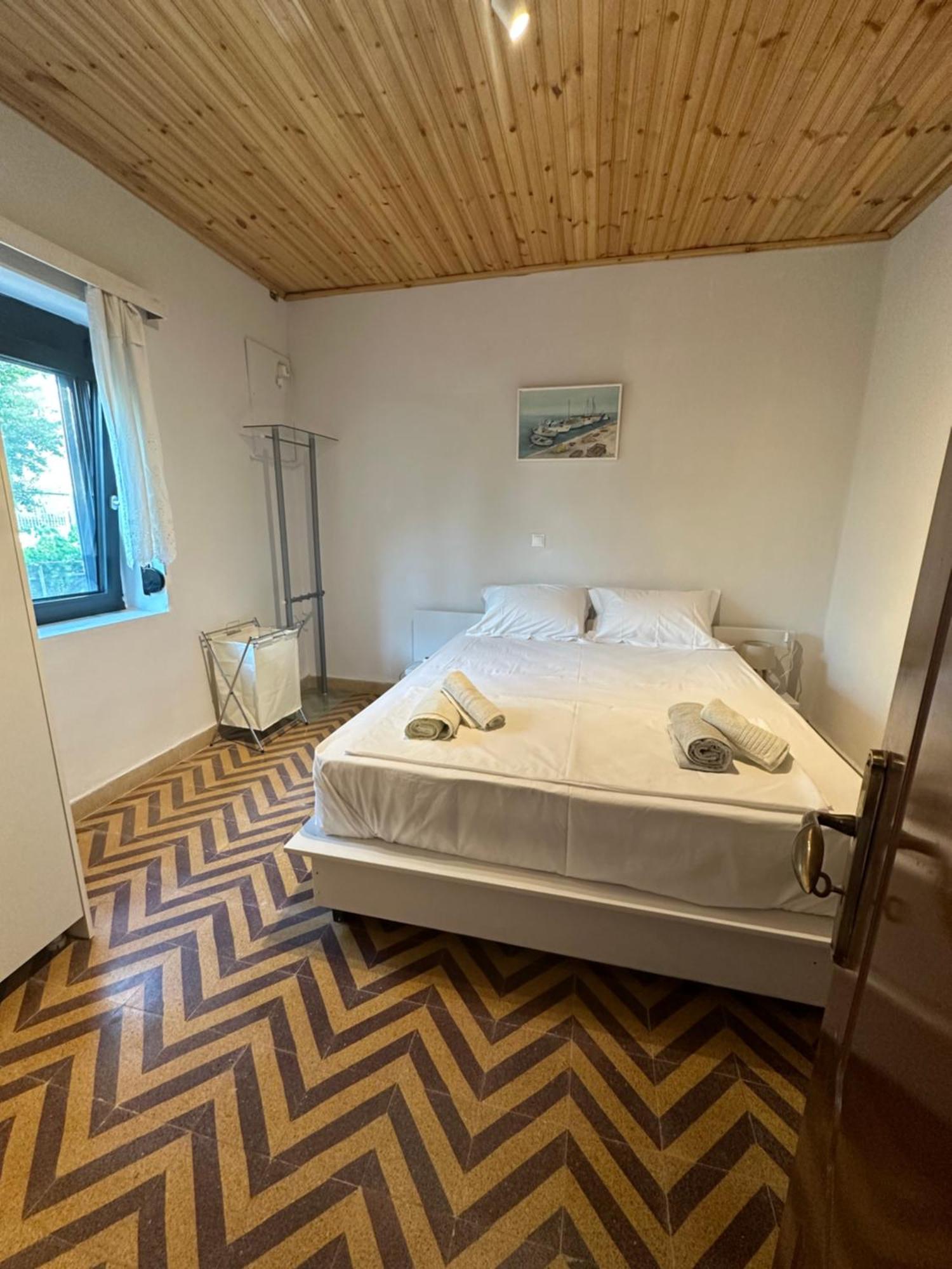 Solmar Aegina With Private Pool - Jacuzzi Apartamento Khloi Exterior foto
